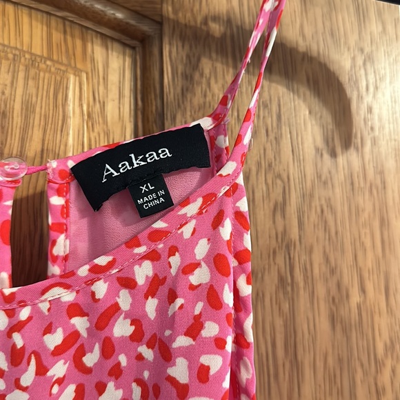 High Neck Flowy, Belted Mini Dress - Picture 4 of 6